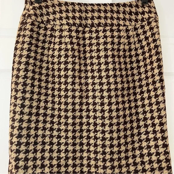 Ann Taylor Women’s Skirt w/Tags Size 8 - Picture 2 of 4
